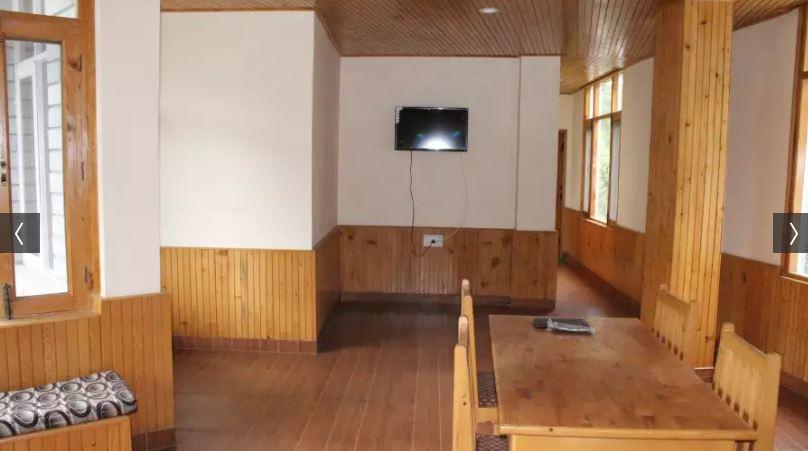 Hotel Manali Continental Buitenkant foto