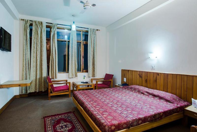 Hotel Manali Continental Buitenkant foto